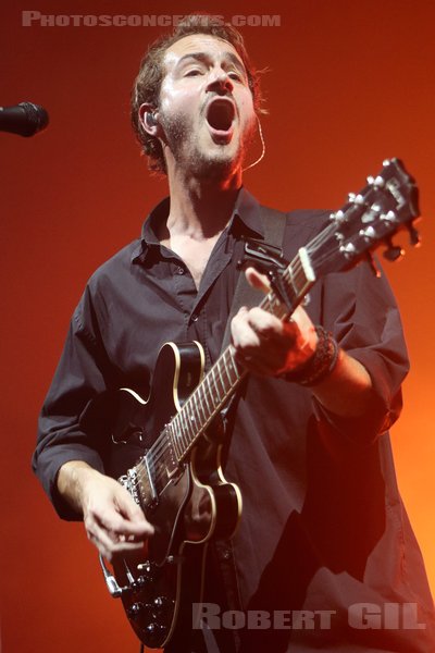 EDITORS - 2022-10-15 - PARIS - Olympia - Thomas Michael Henry Smith